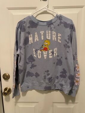 Simpson’s Nature Lover Light Blue Graphic Crewneck Sweatshirt